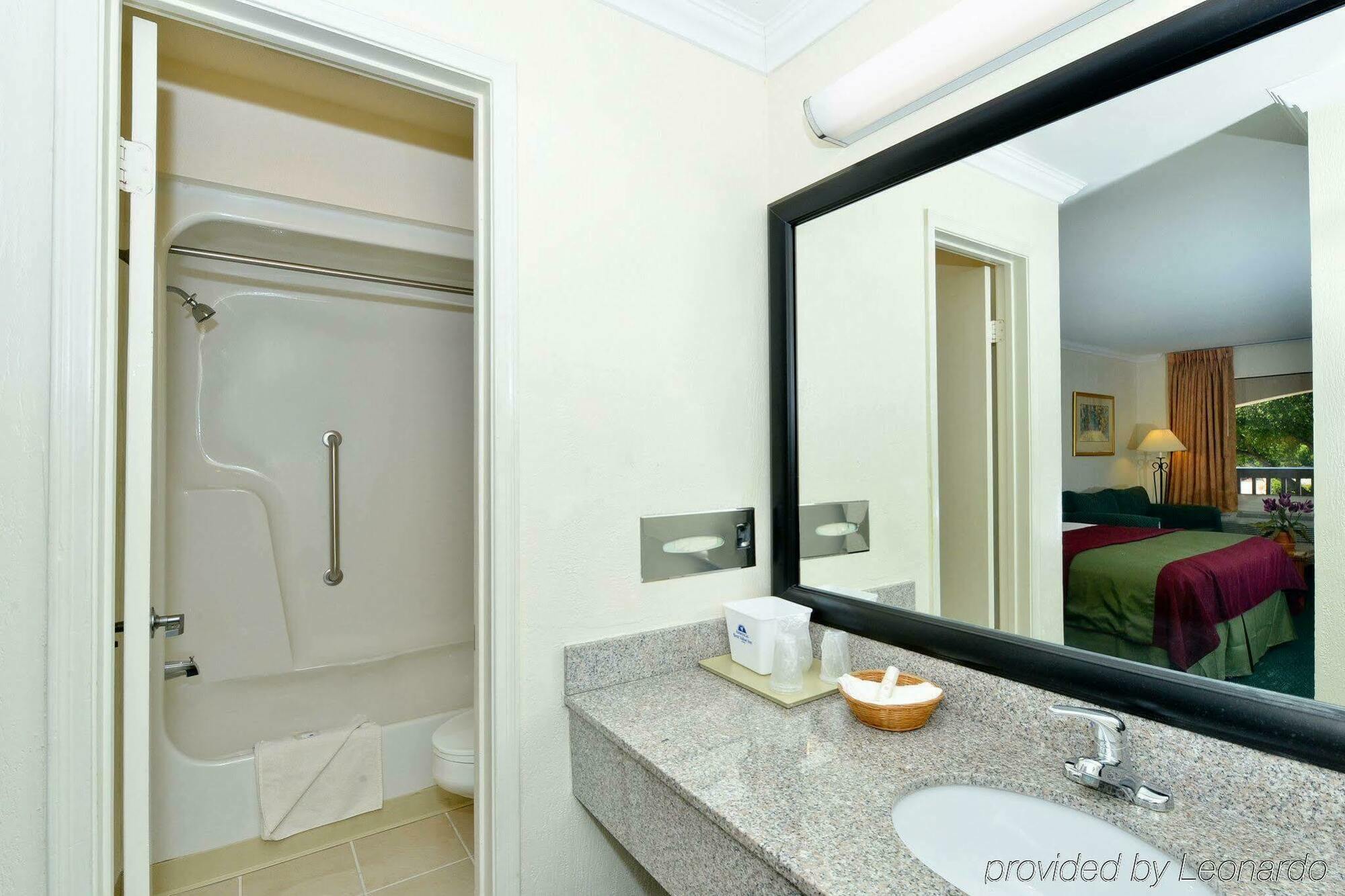 Americas Best Value Inn Колумбус Экстерьер фото